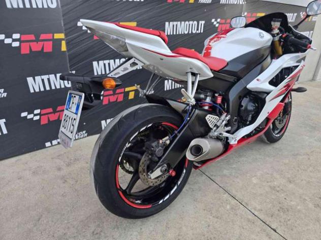 YAMAHA YZF R6 RJ11 Video 360 rif. 24036561 - Foto 5