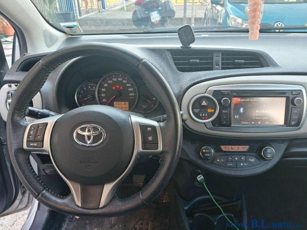 TOYOTA - Yaris 5p 1.4 d-4d Active - Foto 8
