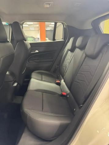 Jeep Avenger 1.2 Turbo 100 CV MHEV Altitude - Foto 10