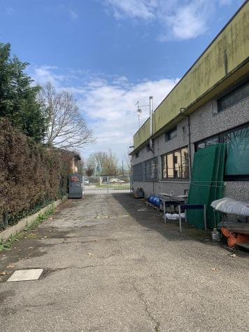 Crevalcore (BO) - Vendesi capannone commerciale a reddito - Foto 8