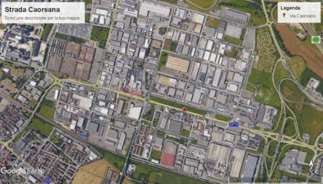 Immobile di 750 m² con 4 locali in vendita a Piacenza