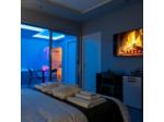 Skyline Rooms & Suites