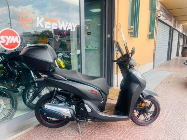 HONDA SH 300 i TUTTO INCLUSO ANCHE PASSAGGIO! MINI RATE rif. 23957900 - Foto 3