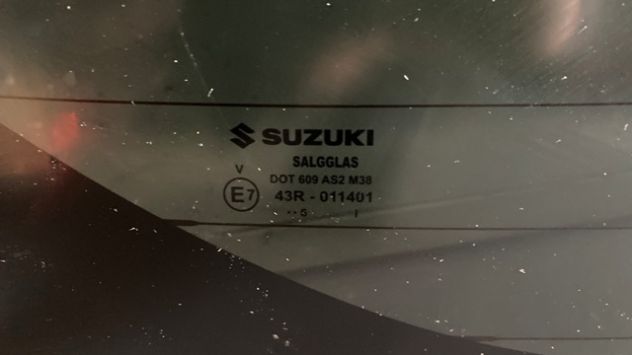 Lunotto portellone posteriore Suzuki Vitara del 2018 - Foto 3