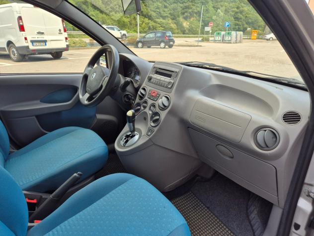 Fiat Panda 1.2 Emotion ** automatica ** - Foto 9
