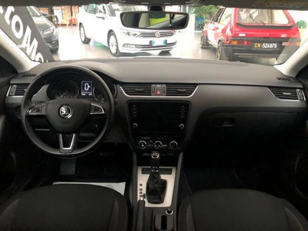 SKODA Octavia 1.6TDI DSG 116CV SW EXECUTIVE rif. 24013610 - Foto 7