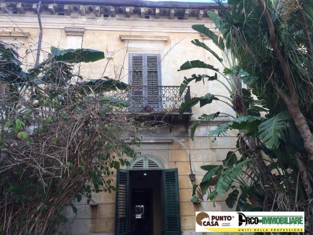 VENDESI VILLA storica ottocentesca nel cuore di Palermo - Foto 5