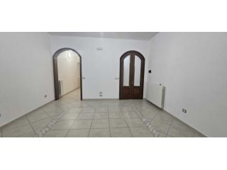 AFFITTO APPARTAMENTO VIA PARABITA MONTEIASI