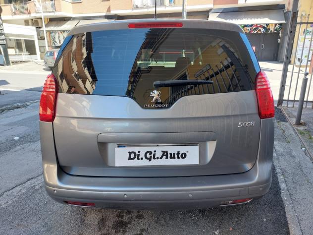 Peugeot 5008 1.6 HDi 115CV Allure 85Kw - Foto 6