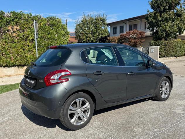PEUGEOT 208 1.4 HDi 68 CV 5 Porte Allure NAVIGATORE 121.000 KM - Foto 5