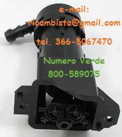 Audi A6 ugello spruzza acqua tergicristallo destro 4F0955102B