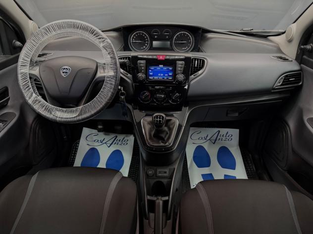 Lancia Ypsilon 1.2 Benzina Gold 44000 KM - Foto 9