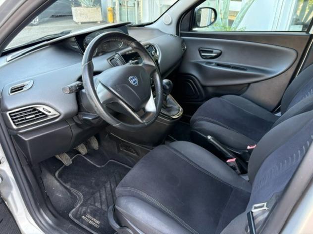 Lancia Ypsilon 1.2 69 CV 5 porte S&S Gold - Foto 6