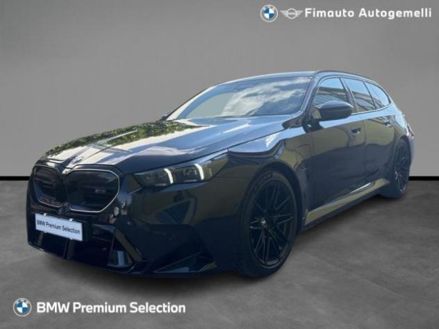 BMW M5 Touring 727 CV + Freni Carbo rif. 24106417