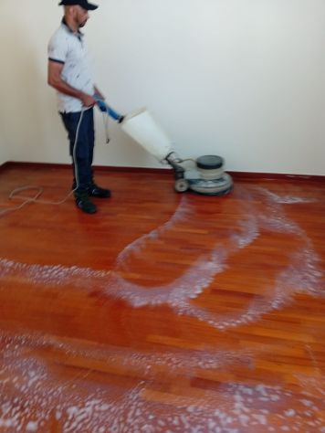 Il mito service Impresa di pulizie Milano - Appartamenti, uffici e B&B - Foto 4
