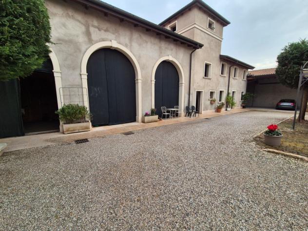 Palazzo / Edificio in vendita a Verona - Foto 2