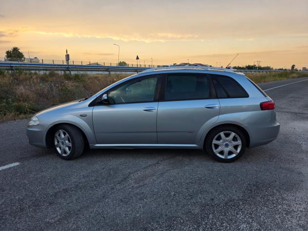 Fiat Croma 1.9 Multijet 16V Emotion - Foto 8