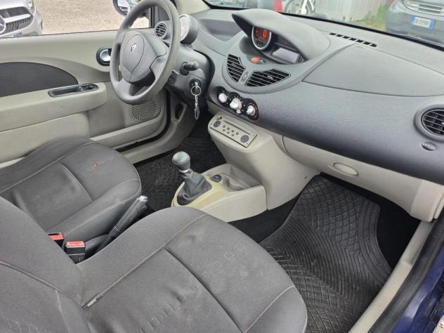RENAULT - Twingo - 1.5 dCi 65CV Confort - Foto 10