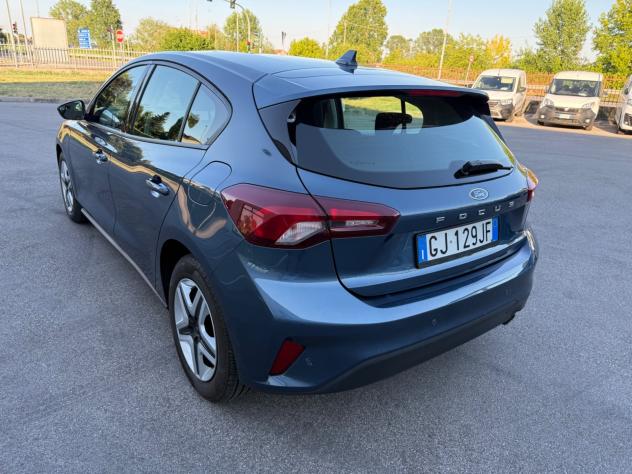Ford Focus Berlina 1.5 120 CV Automatica 5p. Business - Foto 3