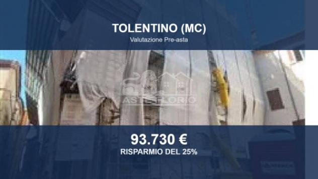 Immobile in asta di 98 m² in vendita a Tolentino