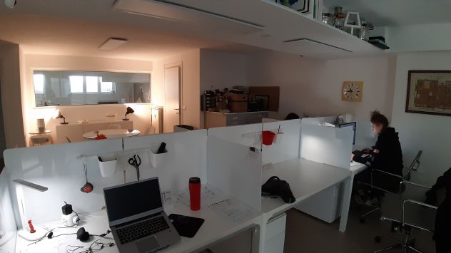 Postazione di lavoro in spazio condiviso coworking - Foto 3