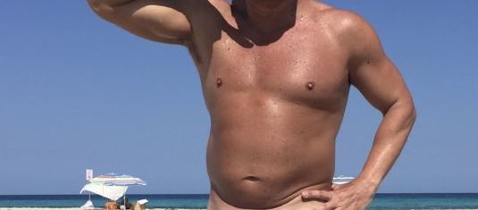 Massaggio relax a domicilio . Relaxing massagge at home. Tel:00393762398856