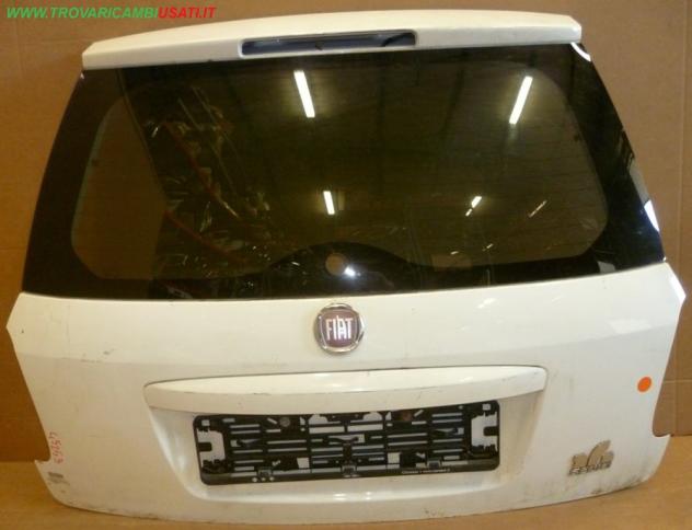 PORTELLO POST. BIANCO CON MOT. FIAT SEDICI (3B/74) Carrozzeria Lamierati esterni Portello Portello post. FIAT - SEDICI - 01-02-2006 - 01-04-2009,