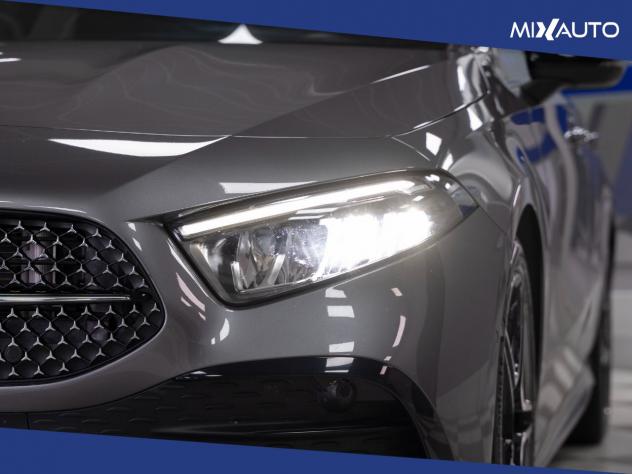 Mercedes A 200 D Automatic Premium AMG Line Night Edition - Foto 10