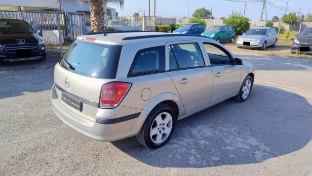 Opel Astra 1.4 16V Twinport Station Wagon - Foto 5