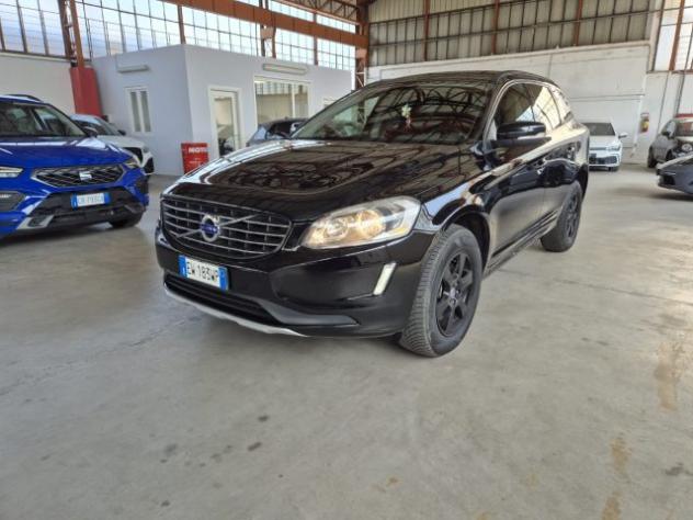 VOLVO XC60 D3 Geartronic R-design Momentum rif. 23980112 - Foto 8