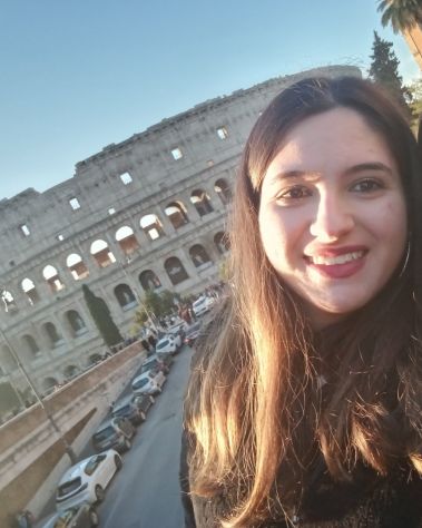 Babysitter/aiuto compiti per elementari