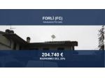 Immobile in asta di 159 m² con più di 5 locali e box auto in vendita a Forlì