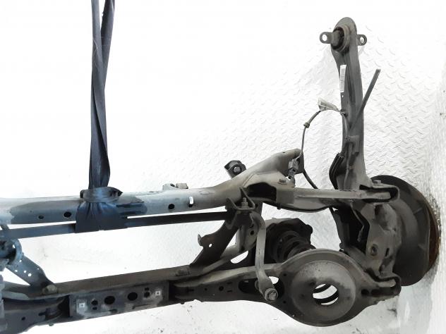 ASSALE POSTERIORE VOLVO V40 Cross Country D 4162 T Diesel 1600 (12) - Foto 7