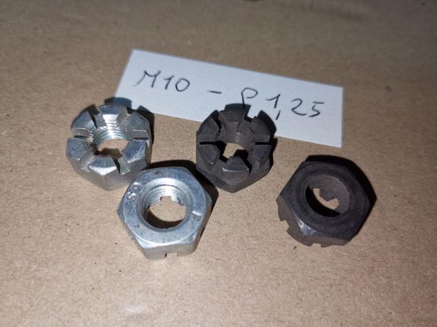Dado a castello intagliato 10X1.25 ruota frizione M10 P1,25