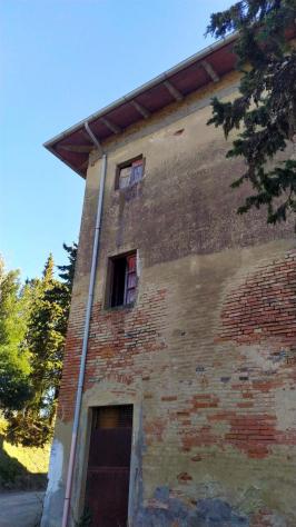 Bellissimo Podere con Casali Diruti Da Restaurare Immerso nel Verde delle Colline Pisane della Valdera - Foto 8