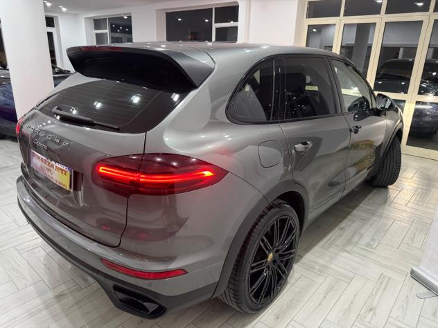 Porsche Cayenne 3.0D250cv BLACK+R21+CHRONO SPORT2016 - Foto 9