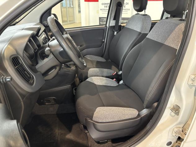 FIAT Panda 1.0 FireFly 70cv S&S Hybrid TUA A 237,00 AL MESE - Foto 9