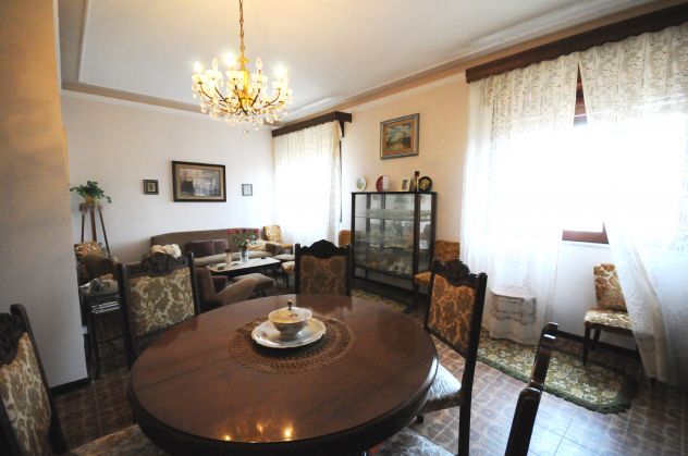 Pentavani in complesso residenziale.Rif:VR222
