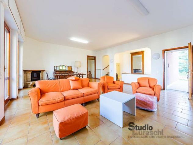 Villa di 260 m² con 5 locali e box auto in vendita a Garbagnate Monastero - Foto 19