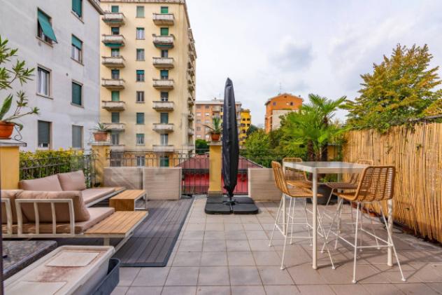 Appartamento di 139 m² con 3 locali e box auto in affitto a Milano - Foto 2