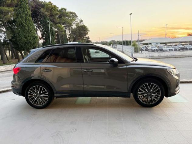 AUDI Q3 35 TDI S tronic S line edition LUCI AMBIENTE rif. 23882369 - Foto 4