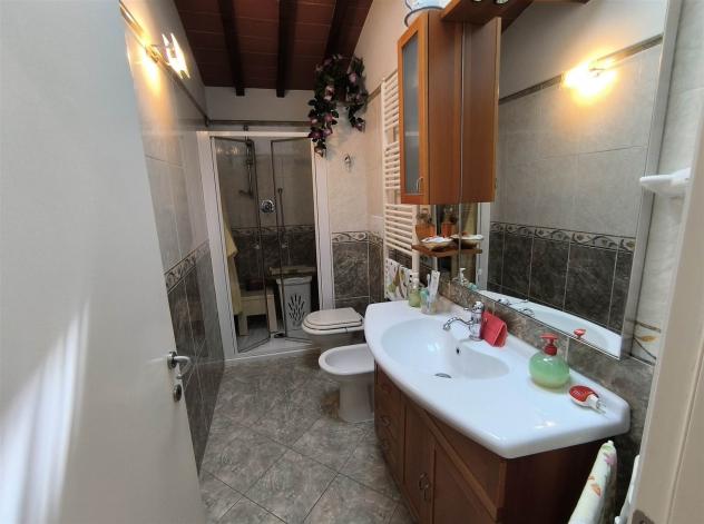 Villa in Vendita in zona SAN GIUSTO con giardino - Foto 9