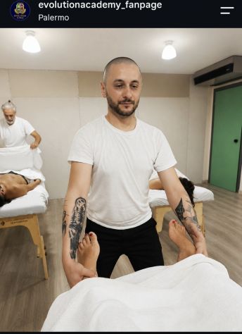 Massaggio Tel:3519527492