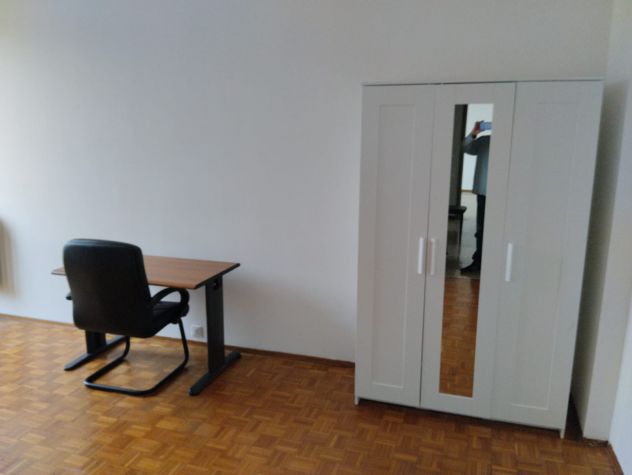 Ampia singola per studentessa vicino minerva stazione - Foto 7