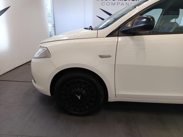 Lancia Ypsilon Ypsilon 1.2 8v Gold c/CL 69cv E6 - Foto 7