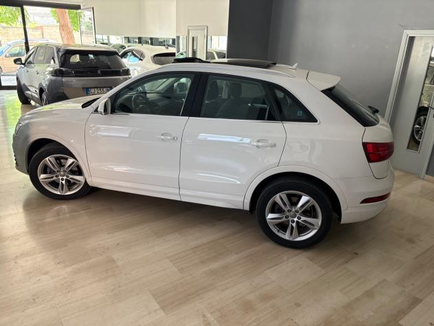 Audi Q3 2.0 TDI 150 CV quattro S tronic Sport - Foto 4