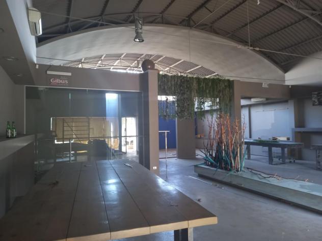 Capannone artigianale in vendita a Il Chiesino - Pontedera 250 mq Rif: 992483