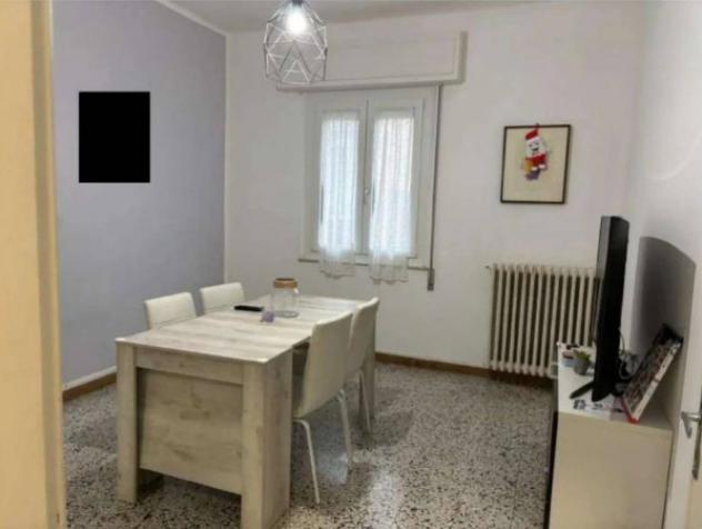 Immobile in asta di 172 m² con più di 5 locali e box auto in vendita a Pesaro - Foto 2
