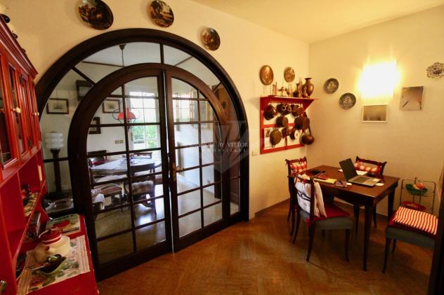 VILLA di 13 vani e di 260 mq (PIETRASANTA) rif. 447/VE - Foto 10