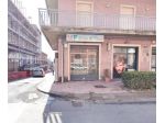 Locale commerciale in affitto a Belpasso